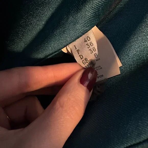 Spring 2017 Alberta Ferretti Couture Pleated Gown - Picture 8 of 11